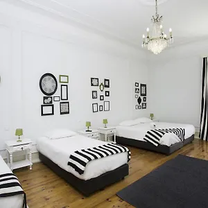 typical-lisbon-guest-house.hotels-lisbon-portugal.com/